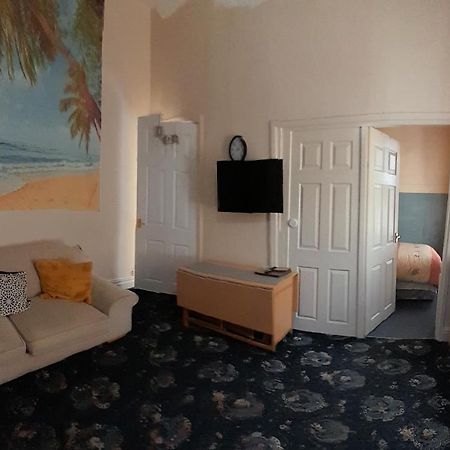 Nova Holiday Apartments Blackpool Bagian luar foto