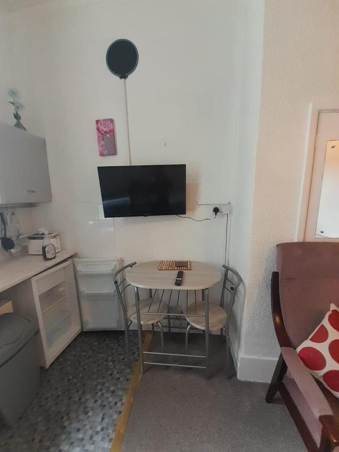 Nova Holiday Apartments Blackpool Bagian luar foto